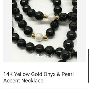 Onyx and pearl necklace. 14K YG